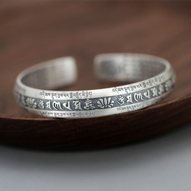 Petal Bracelet
