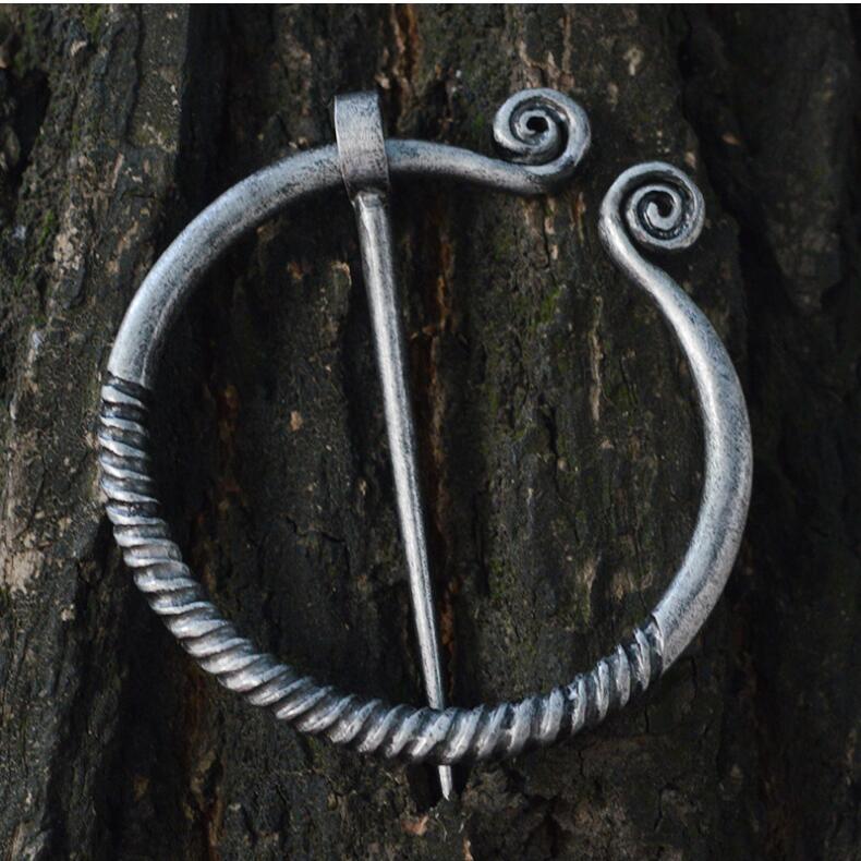 Luxe Pin