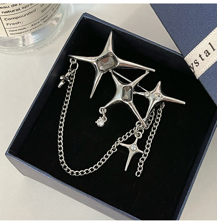 Queen Brooch
