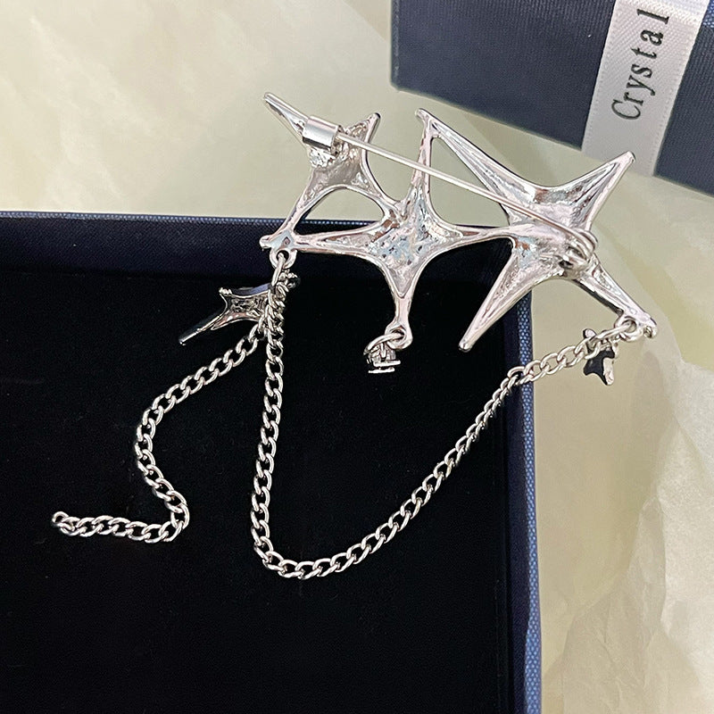 Queen Brooch