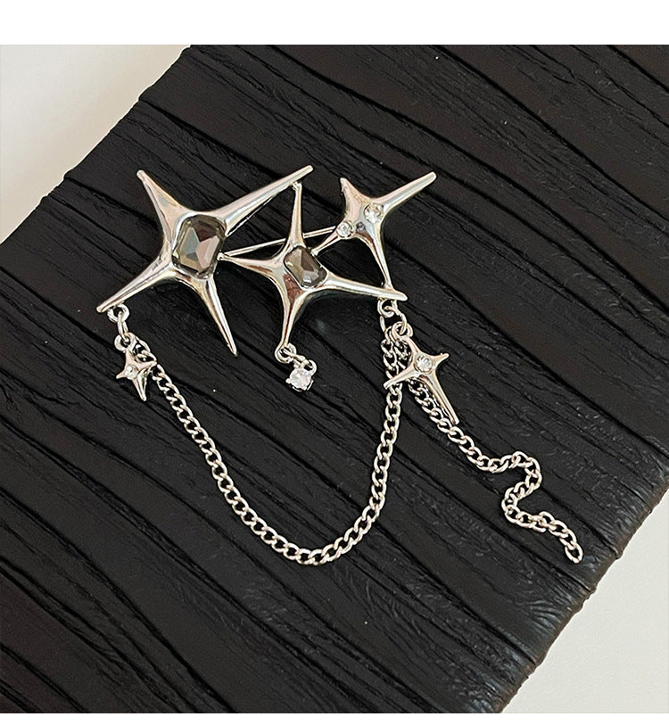 Queen Brooch