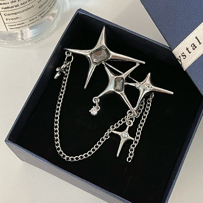 Queen Brooch
