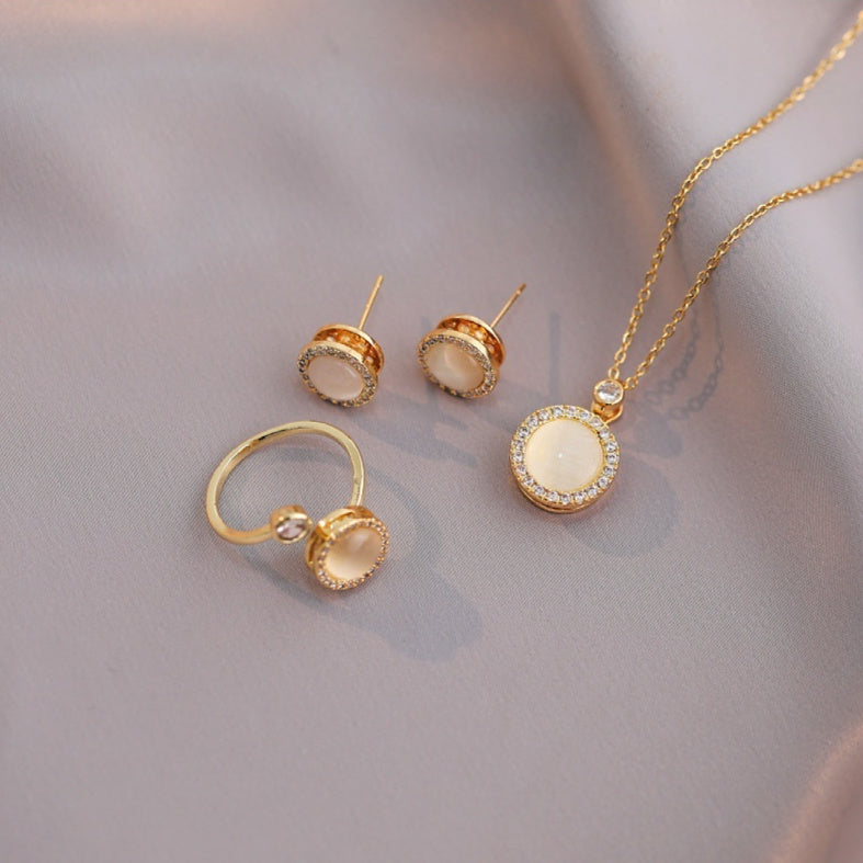 Opal Essence