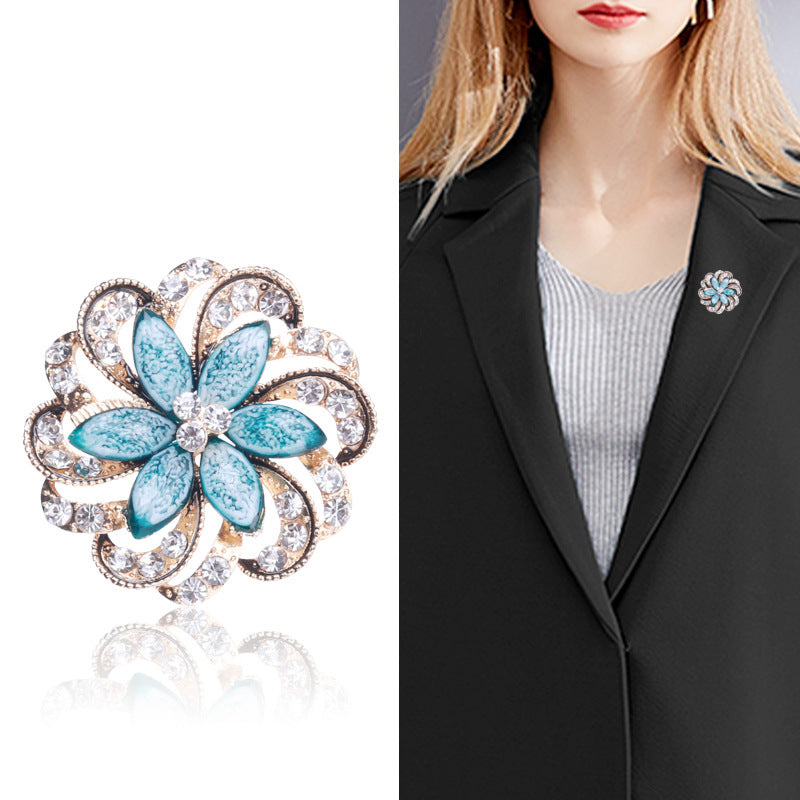 Love Bloom Brooch